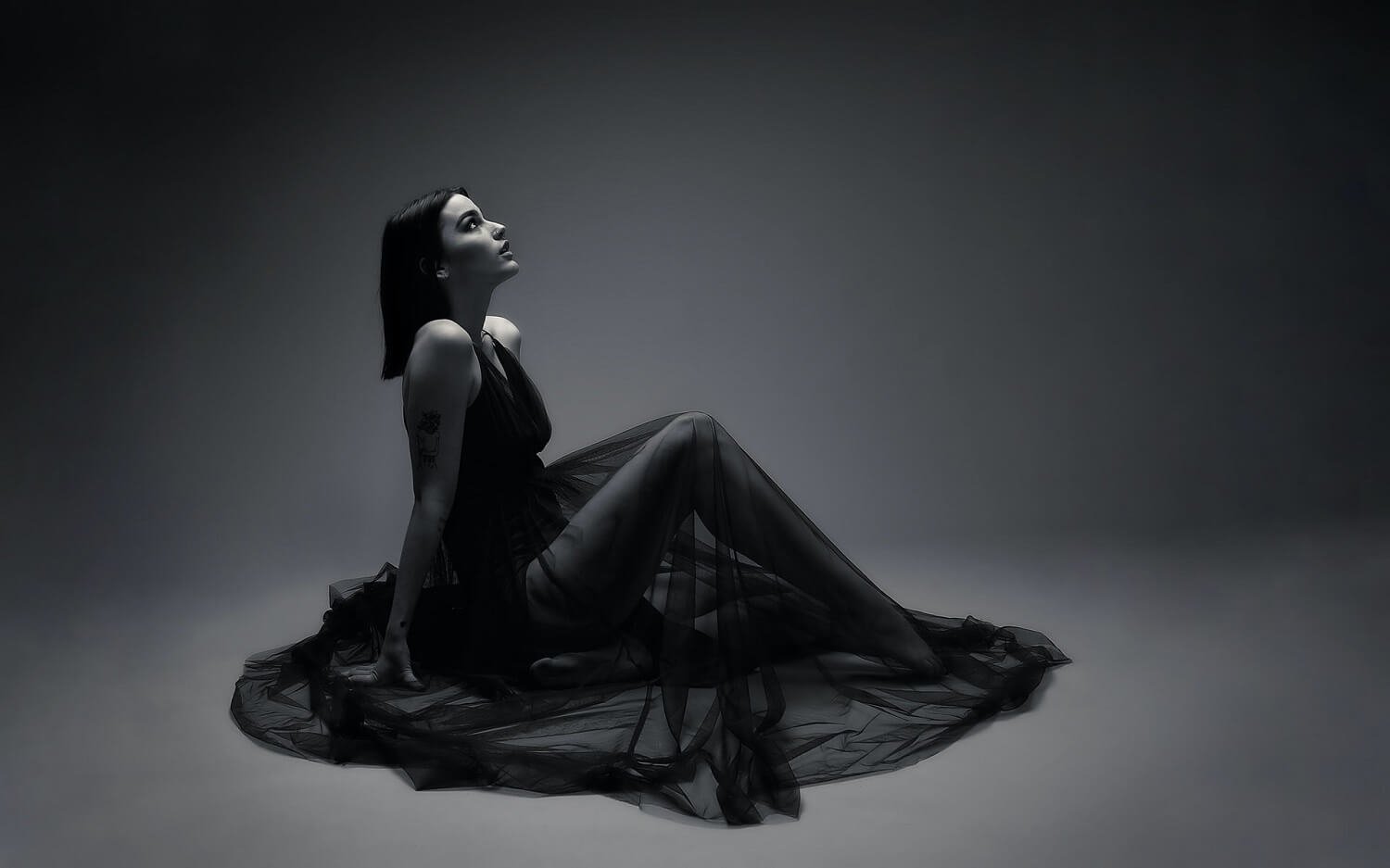 Cercei Cu diamante naturale de la Zen Diamonds